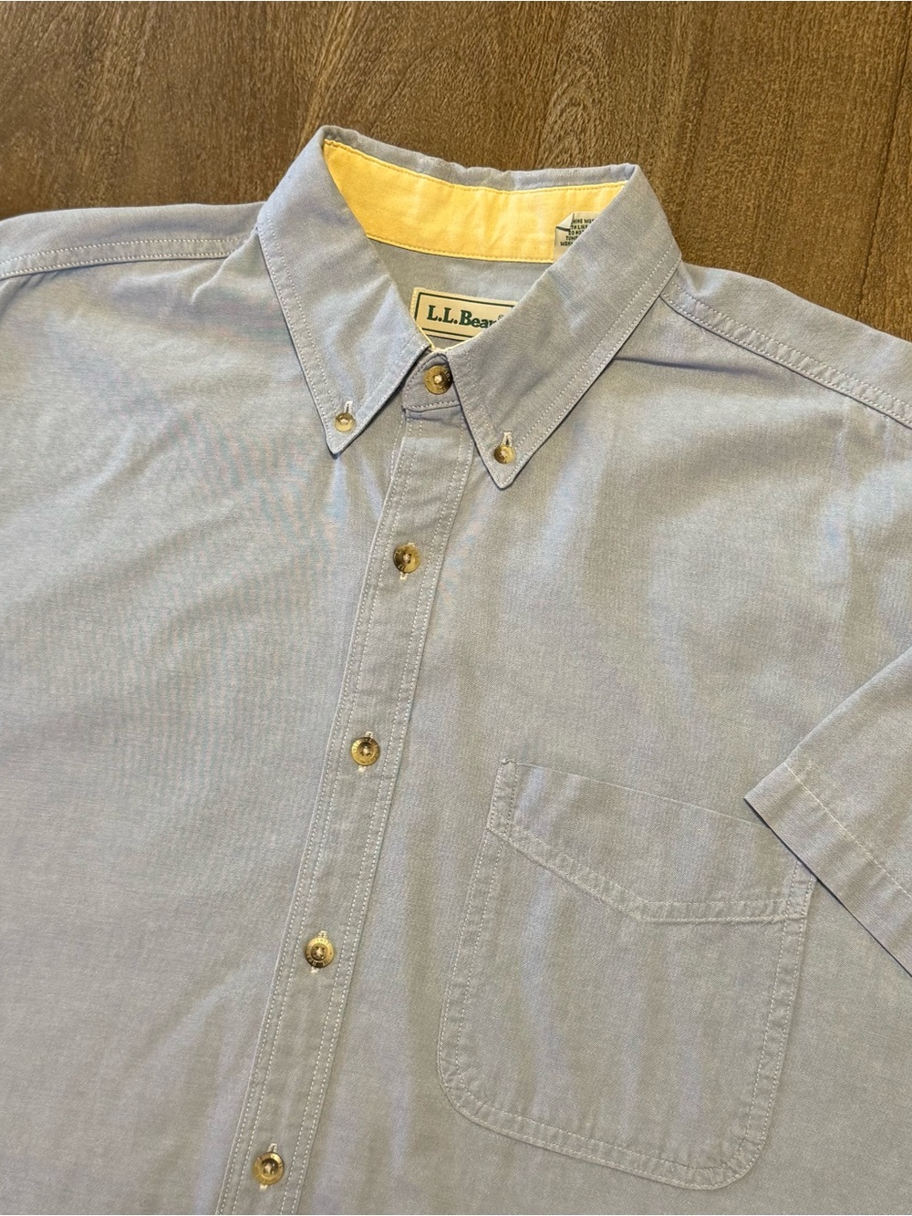 LL Bean Men’s Short Sleeve Button Down Shirt Denim Size Large Regular